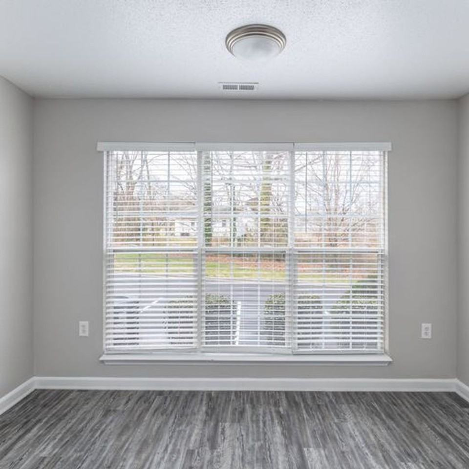 514 Coapman St #1B - Photo 7 of 13