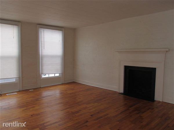 307 River St - Photo 3 of 10