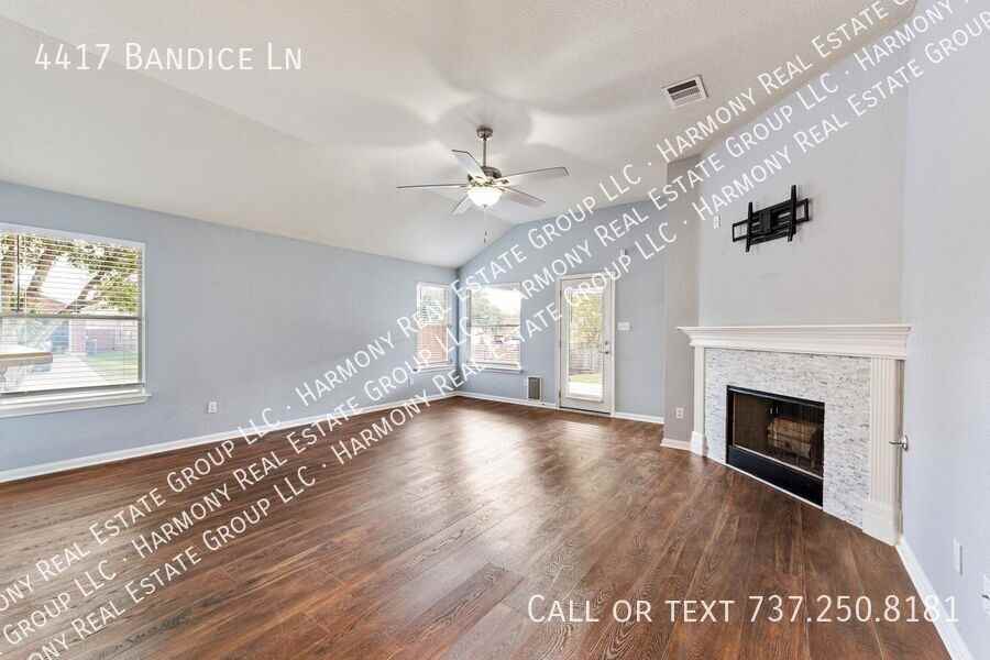 4417 Bandice Lane - Photo 6 of 15