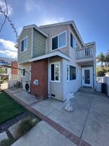 731-33 1/2 Beryl St - Photo 1 of 1