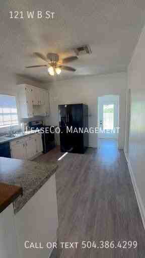 121 West B Street - Photo 2 of 9