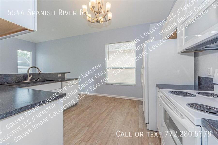 5544 Spanish River Rd - Photo 4 of 14