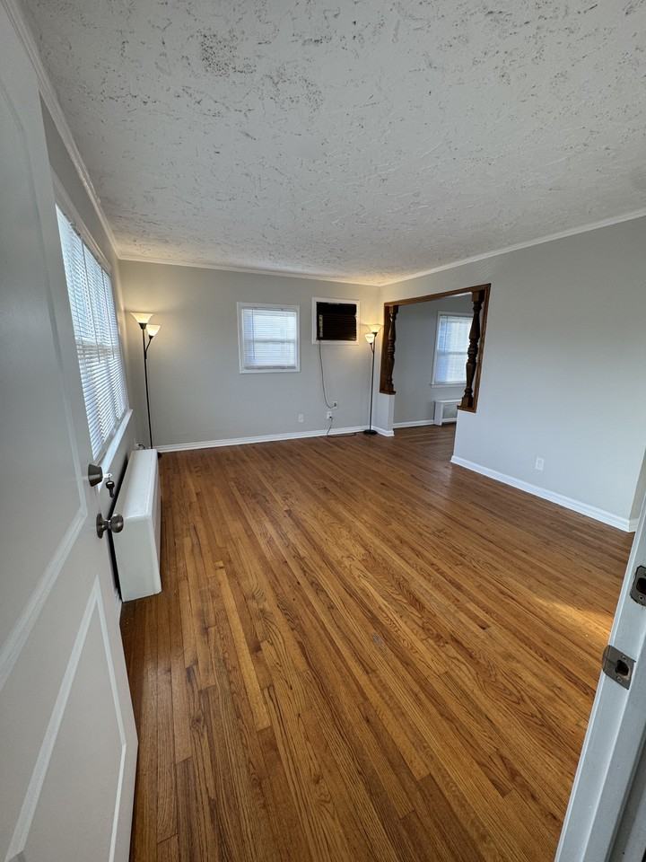 1021 Ardmore Road #1