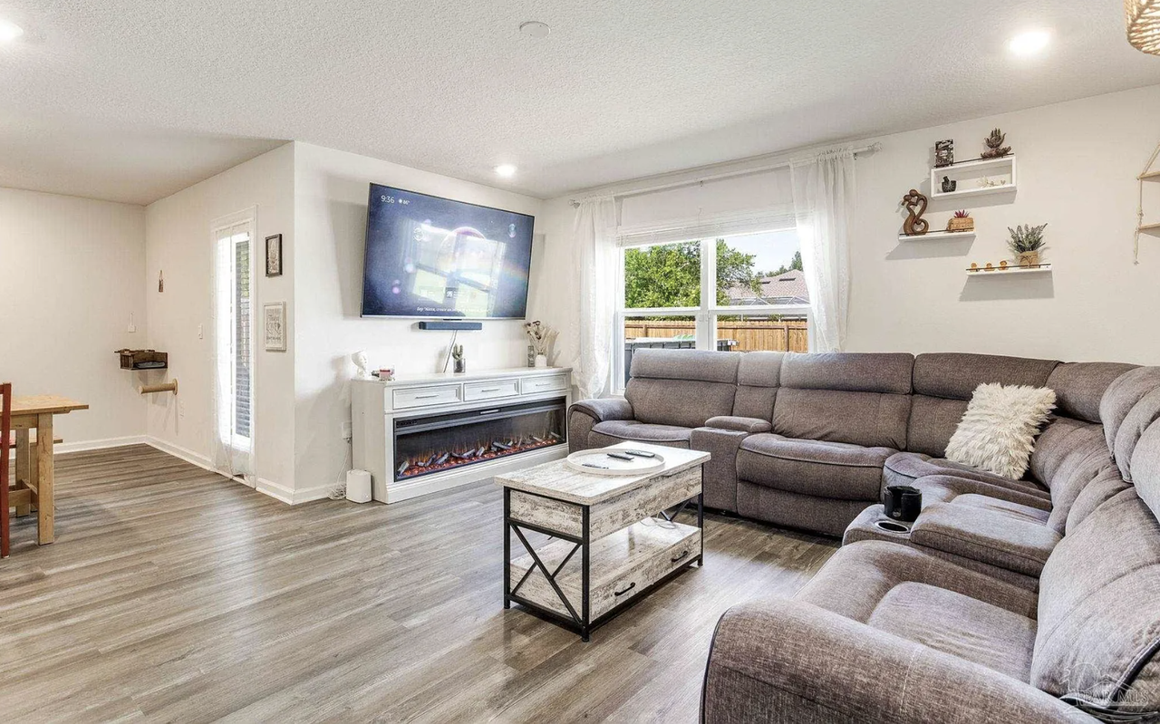 9768 Milleeloop #NA - Photo 6 of 50