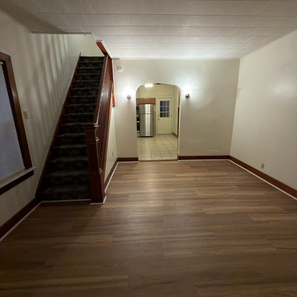 1540 Spring Garden Avenue #2 - Photo 2 of 15