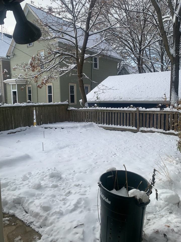 1607 East Newport Avenue #B - Photo 3 of 28