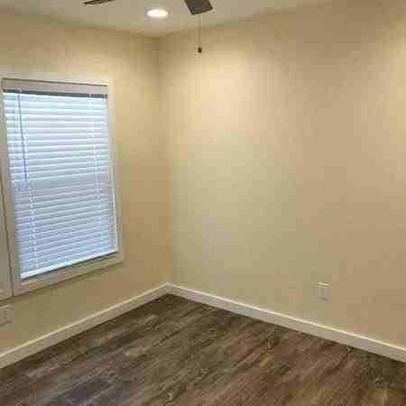 9000 Avalon Blvd - Photo 2 of 3