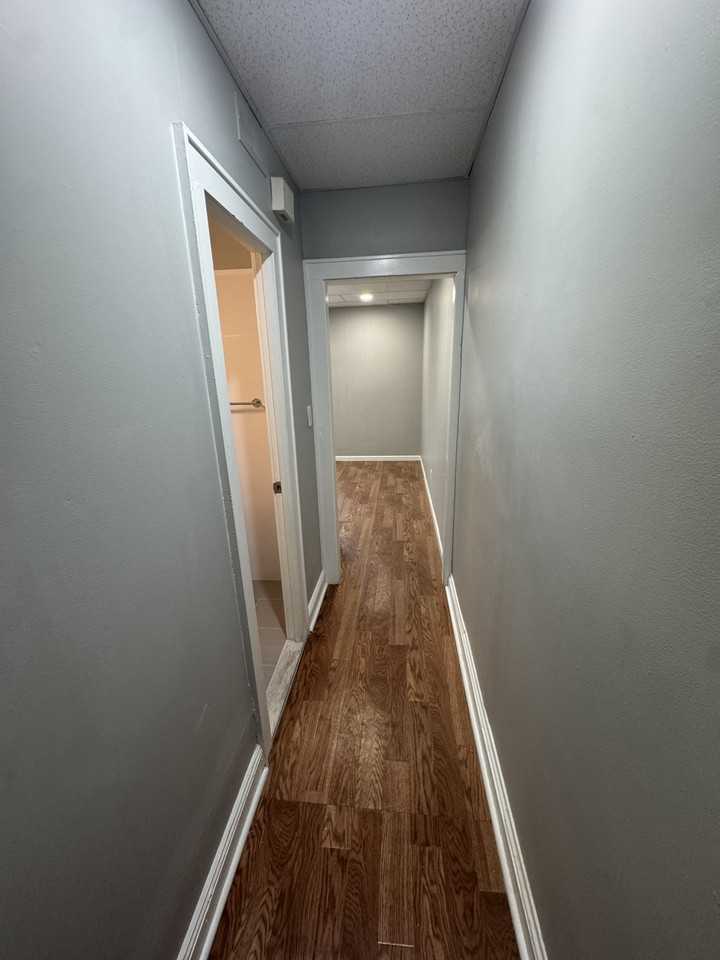 172 Washington Ave #7A - Photo 7 of 8