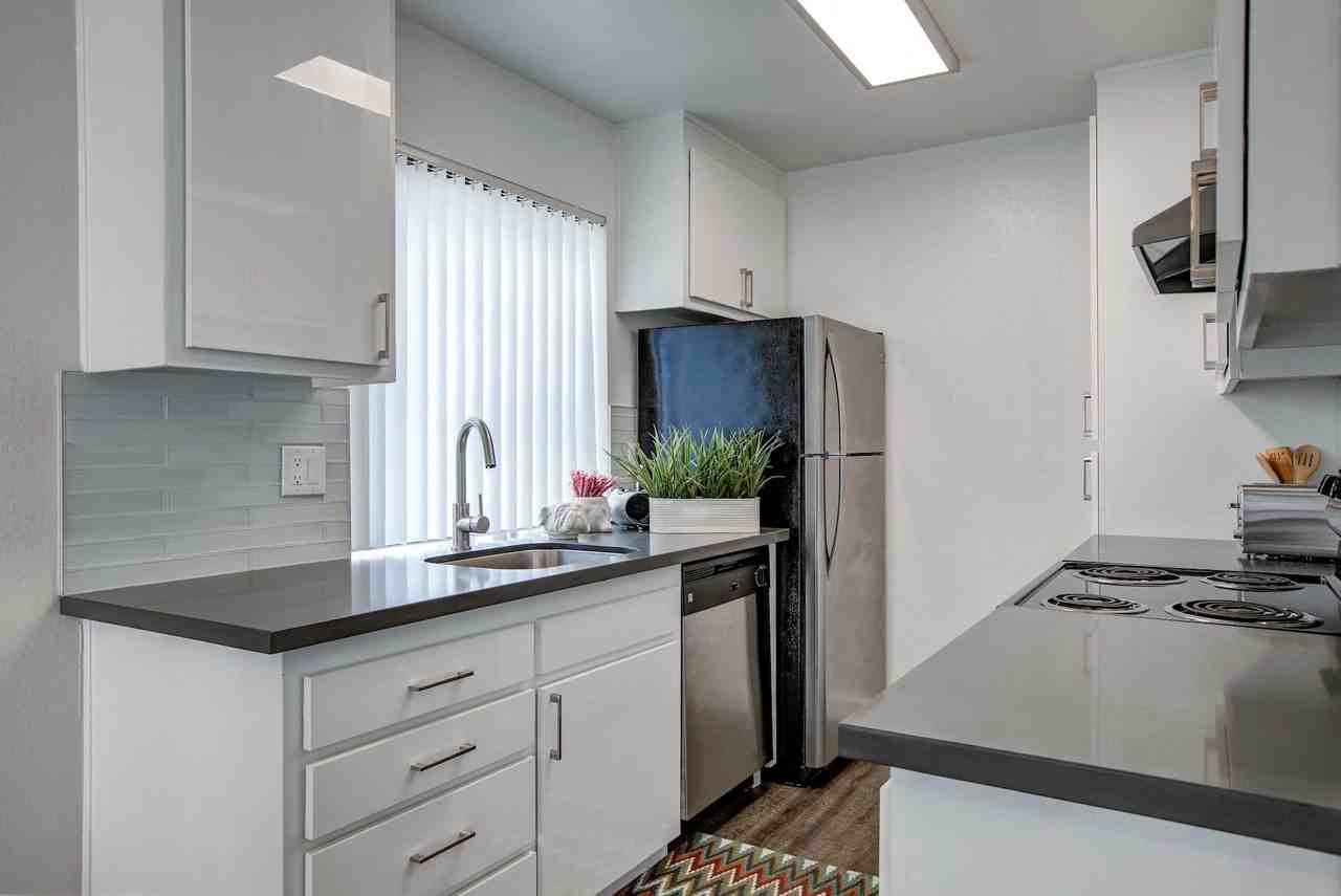 Vercanta Pleasanton - Photo 5 of 16