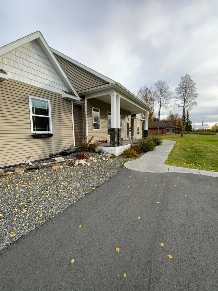 102 Bighorn Cir - Photo 2 of 19