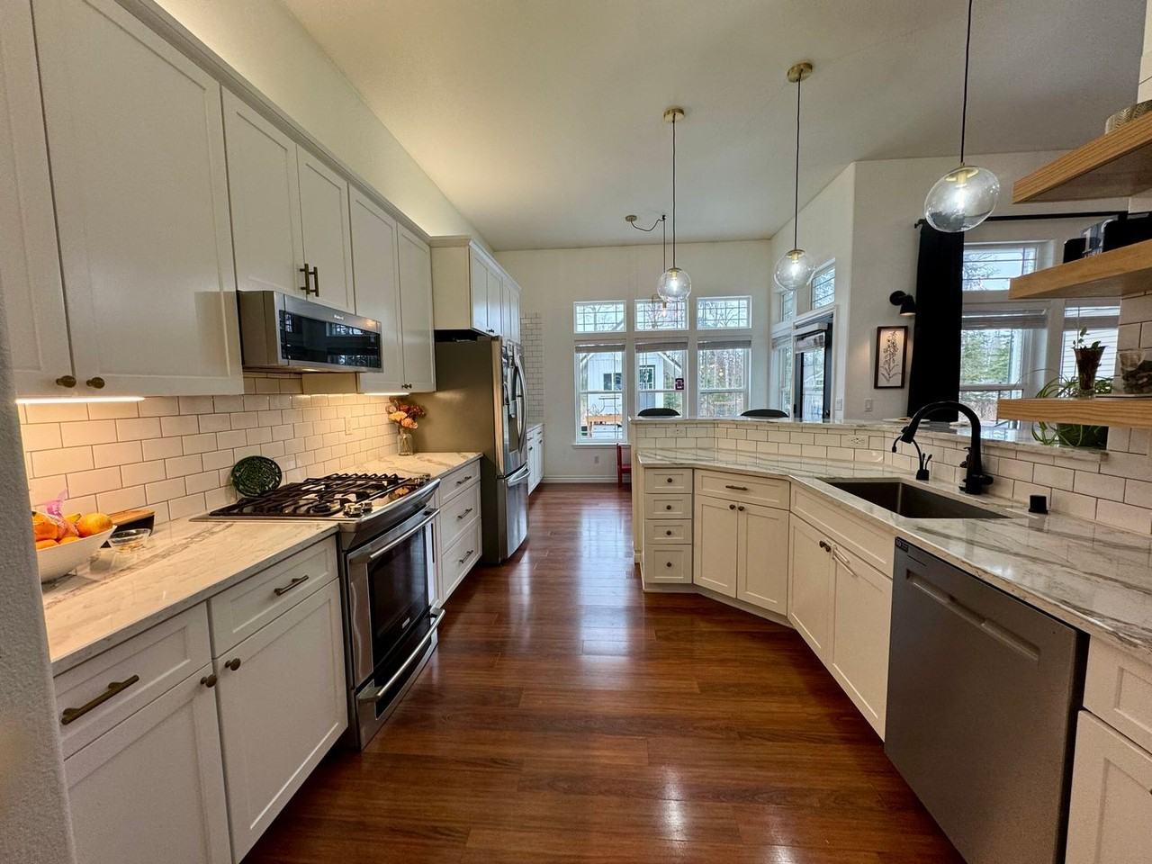 102 Bighorn Cir - Photo 4 of 19