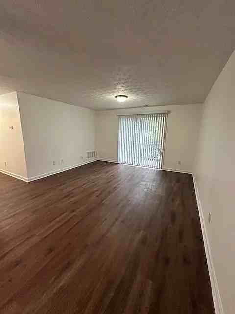 2431 Mustang Drive - Photo 3 of 9