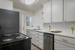 Hawthorne Court Apartments - Photo 1 of 1