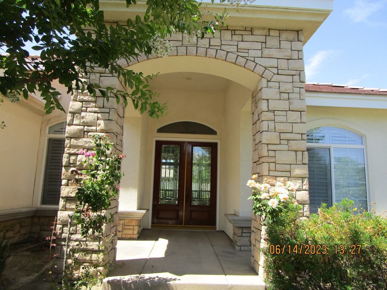 12608 Locksley Drive - Photo 3 of 15