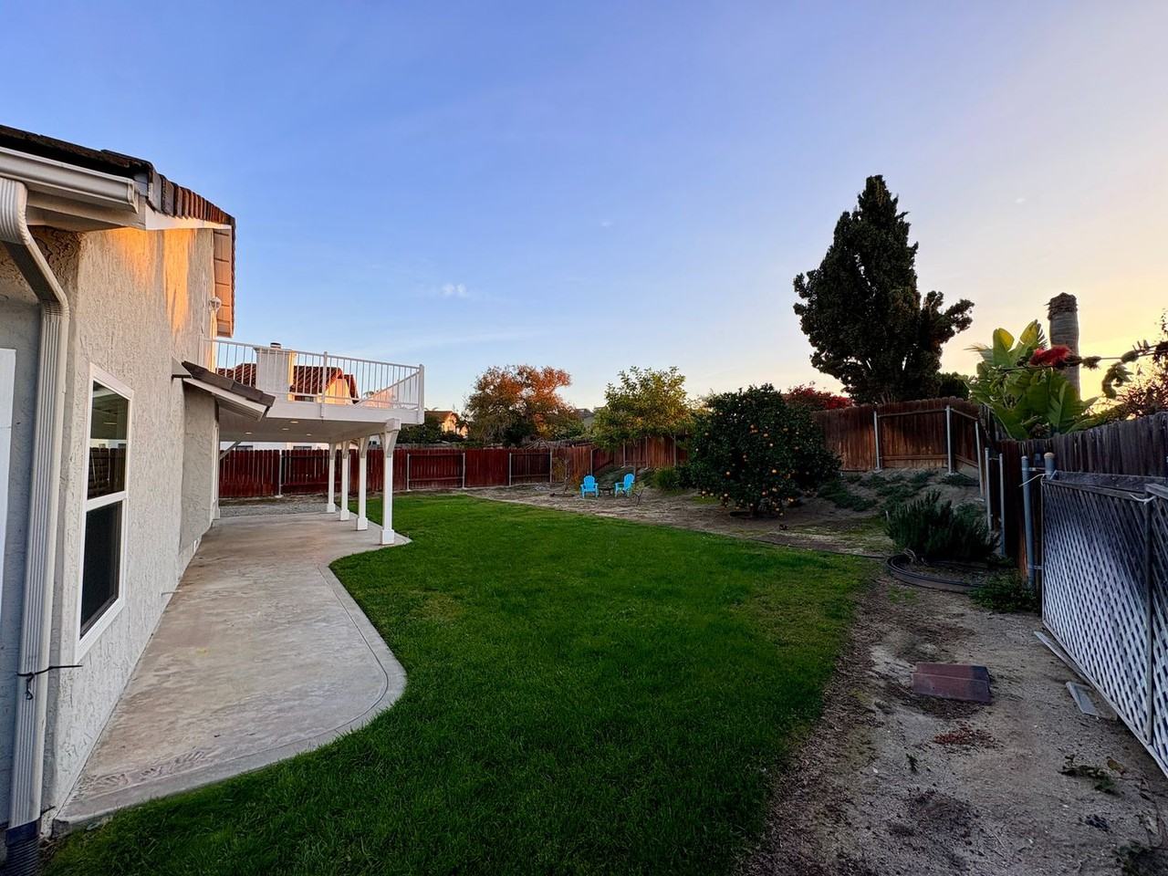 5248 Robinwood Dr - Photo 4 of 24