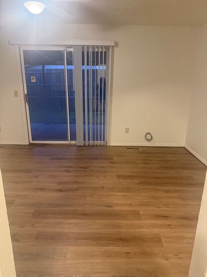 735 Willow Run - Photo 6 of 19