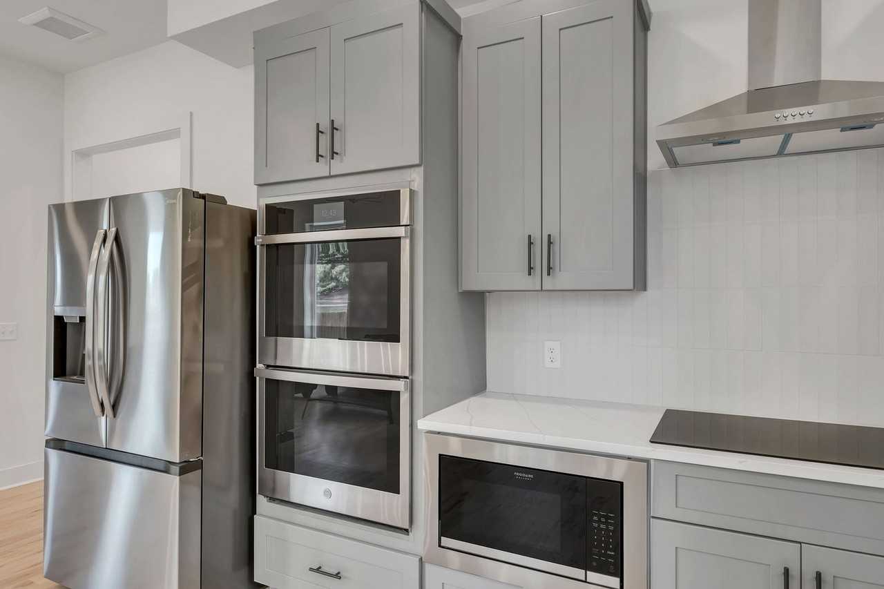 1303 Meharry Boulevard #101 - Photo 7 of 9