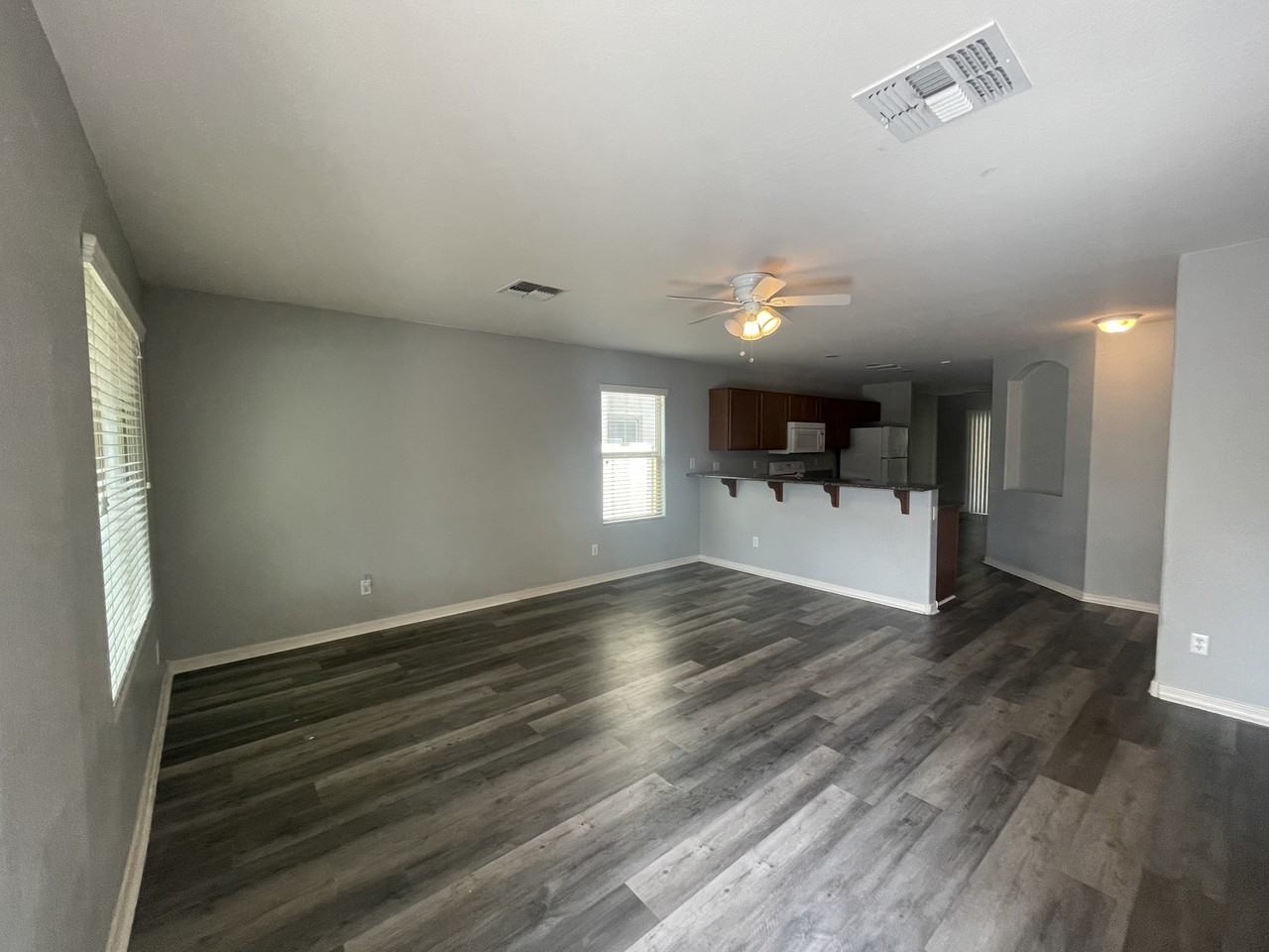 2180 East Cochise Avenue #NA - Photo 2 of 11