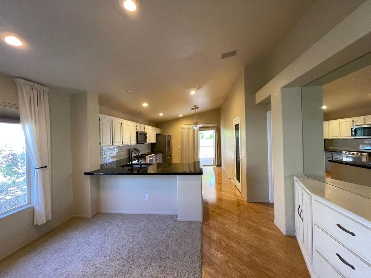 3624 Shanagolden St - Photo 3 of 16