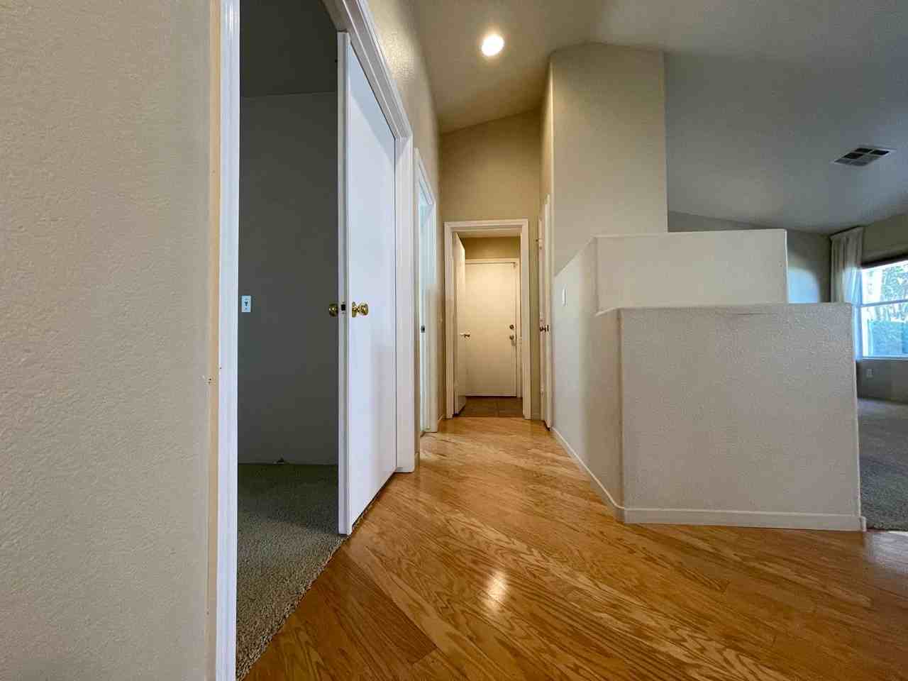 3624 Shanagolden St - Photo 5 of 16