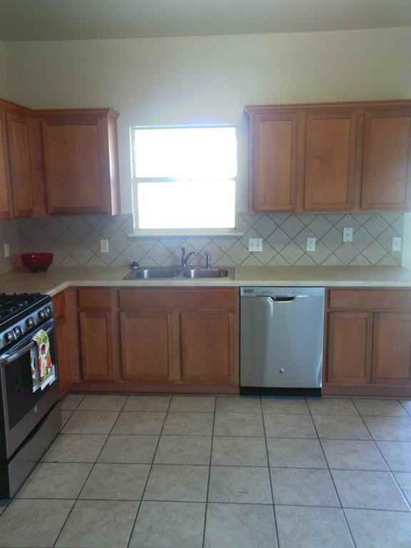 2325 Pearson Way - Photo 2 of 6