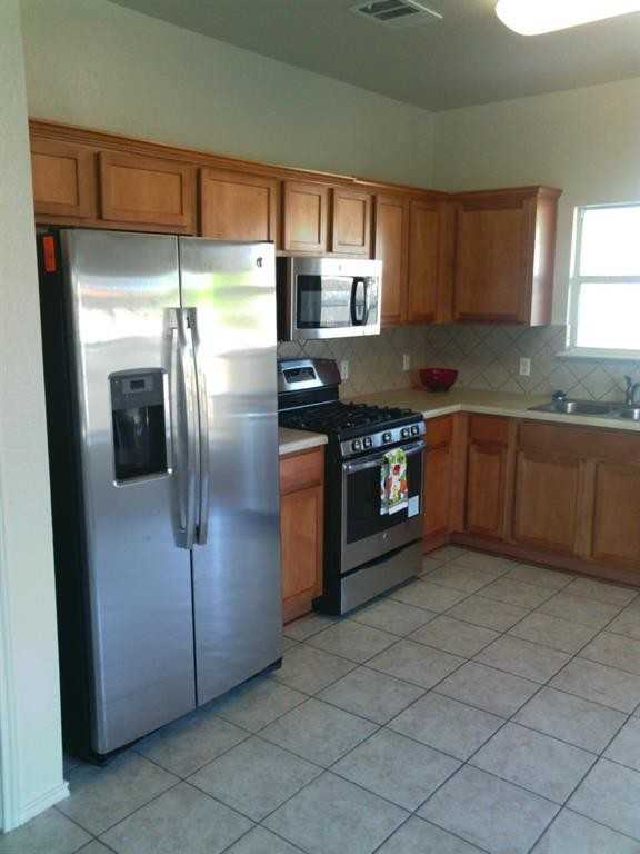 2325 Pearson Way - Photo 3 of 6