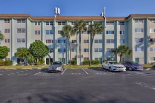 801 83rd Avenue North #118 - Photo 1 of 1