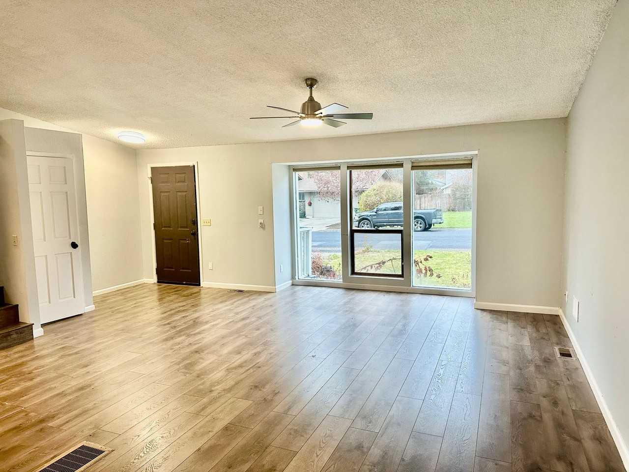 5727 West Pacific Park Drive - Photo 2 of 13