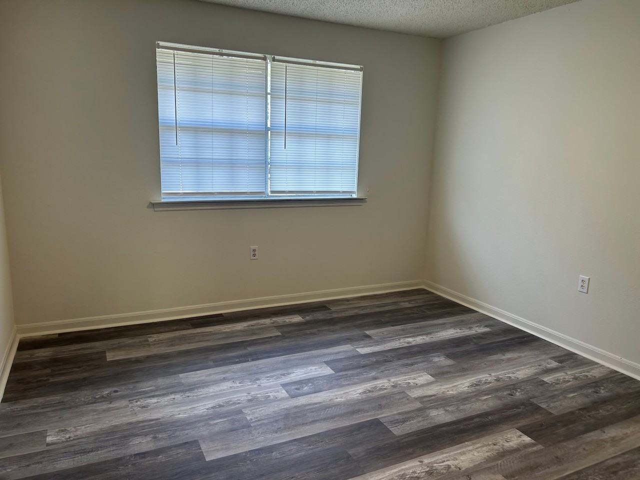 1535 Savannah Dr #1535 - Photo 7 of 8