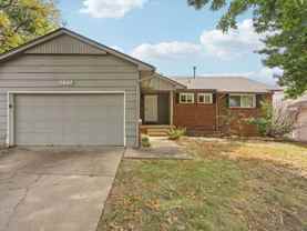 2607 S Maplewood Ave #NA - Photo 1 of 1