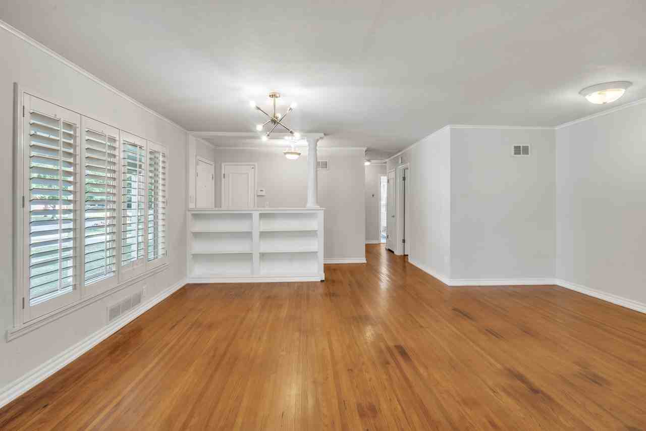 5230 S Marion Ave #NA - Photo 7 of 24