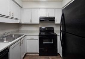 featured image of 2000 London Town Lane