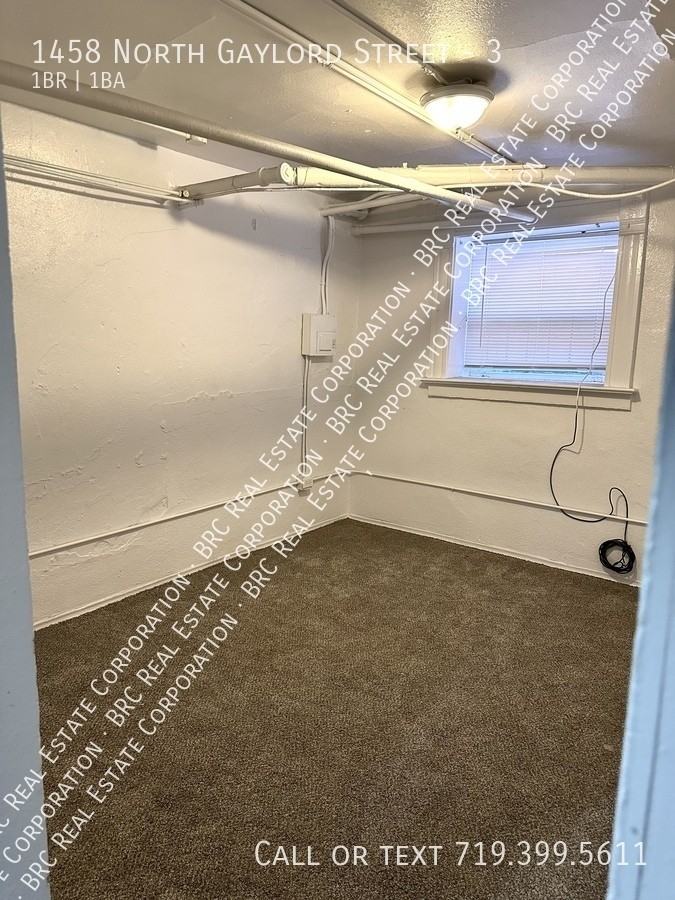 1458 N Gaylord St - Photo 2 of 6