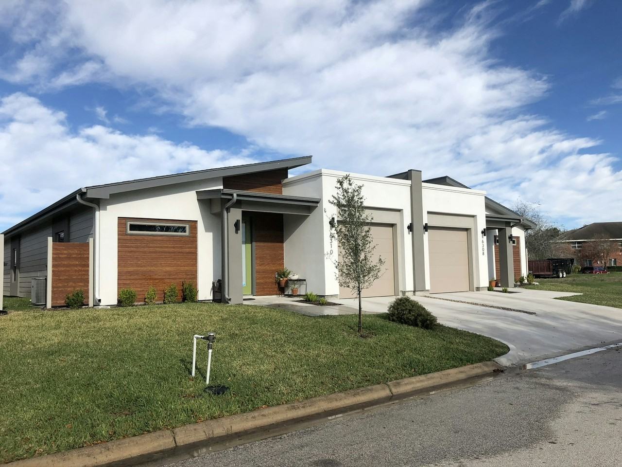 6314 Guinevere Drive - Photo 3 of 31