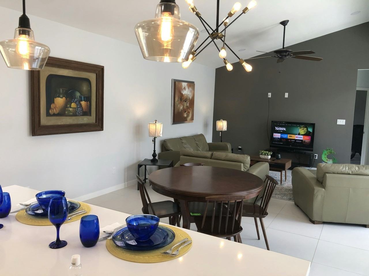 6314 Guinevere Drive - Photo 5 of 31