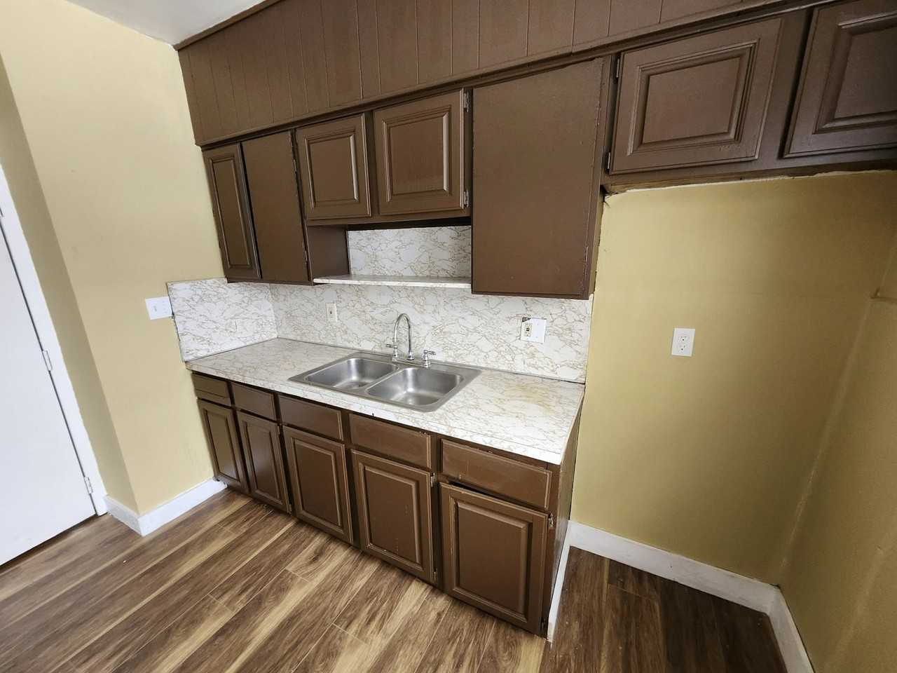 2990 East 111th Street, Unit Up - Photo 7 of 14