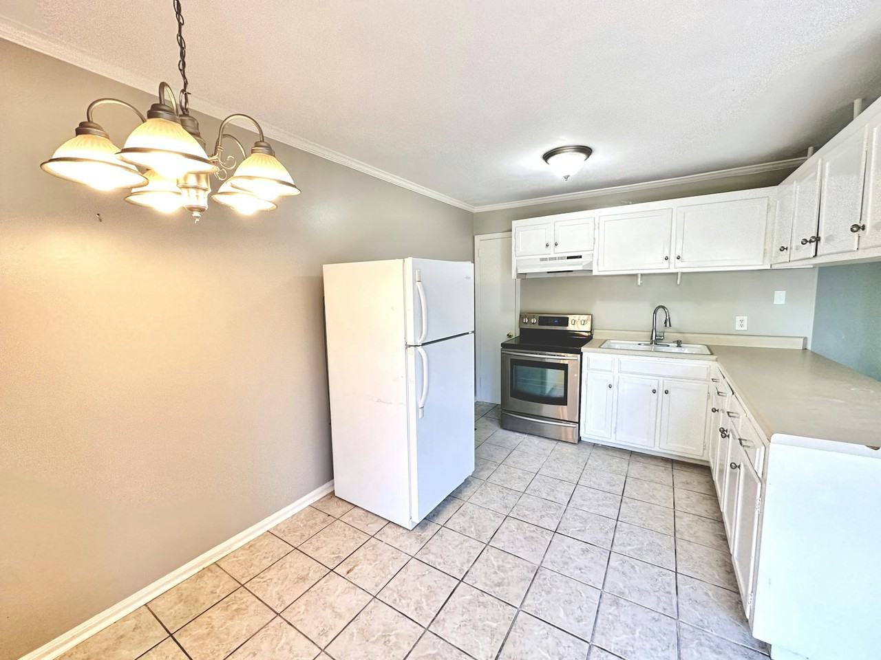 3416 Mountainside Road, Unit 3425 - Photo 4 of 11