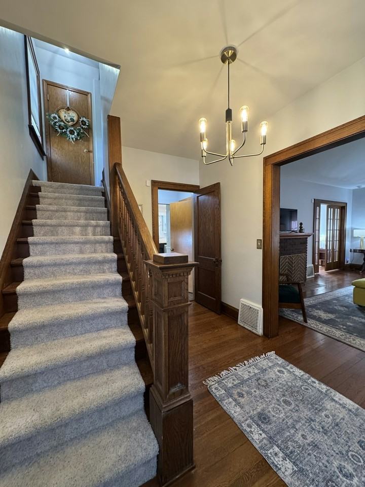 808 Castalia Street - Photo 6 of 49