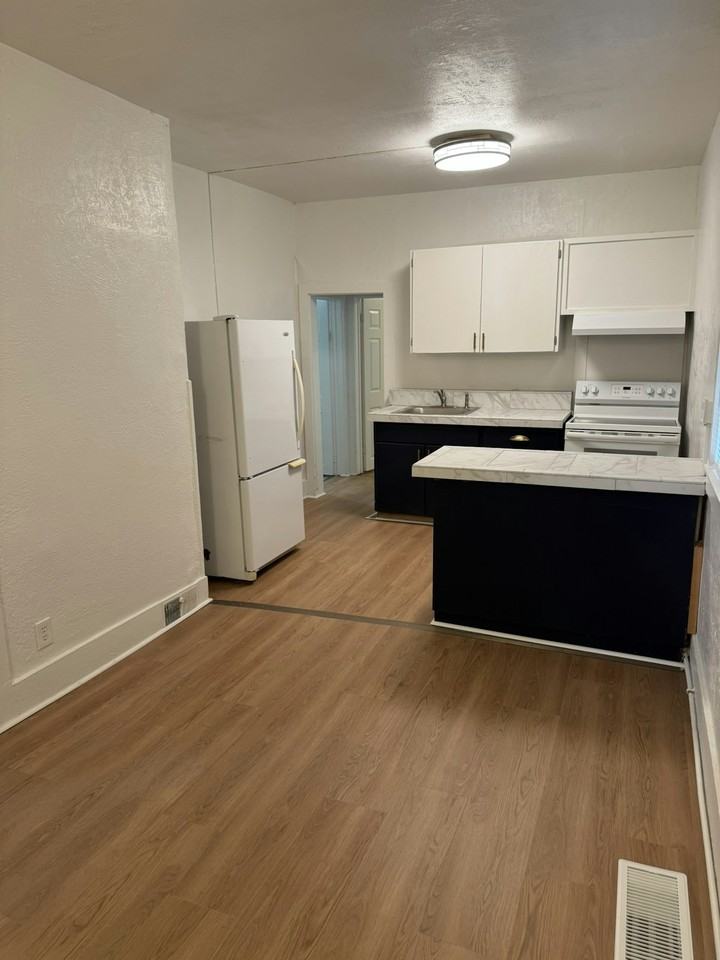 2203 West Mallon Avenue, Unit 1 - Photo 2 of 23