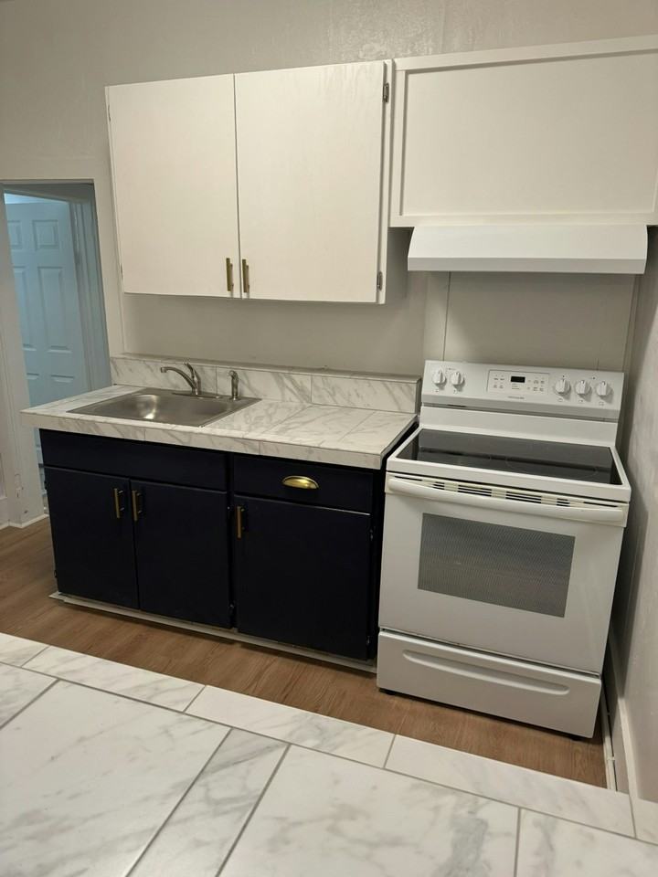 2203 West Mallon Avenue, Unit 1 - Photo 6 of 23