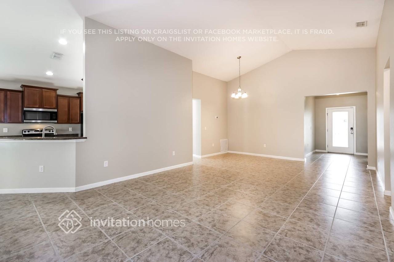 4041 Joslin Way - Photo 3 of 17
