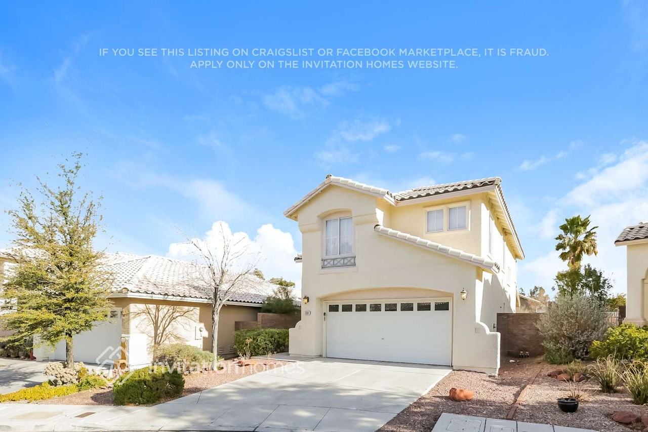 904 Autumn Royal Ln - Photo 2 of 16