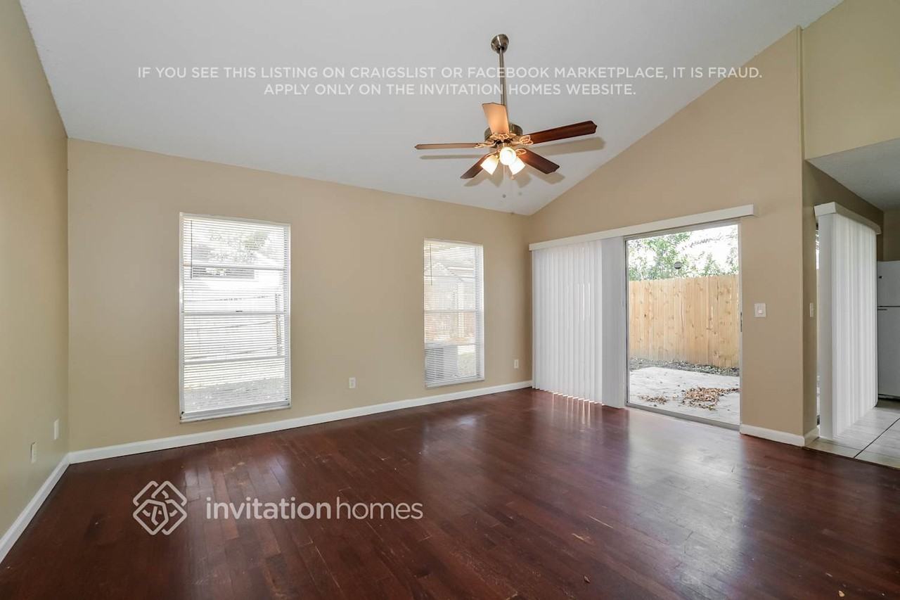 1233 Ashworth Drive - Photo 5 of 18