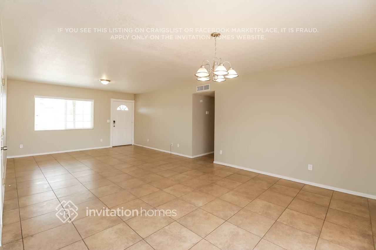 1376 East 30th Avenue - Photo 2 of 18