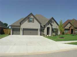 featured image of 1812 Southwest Edinburgh Avenue