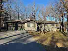 718 East Debra Drive - Photo 1 of 1