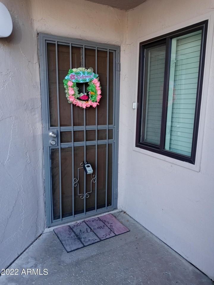 9465 N 92nd St #111 - Photo 4 of 28