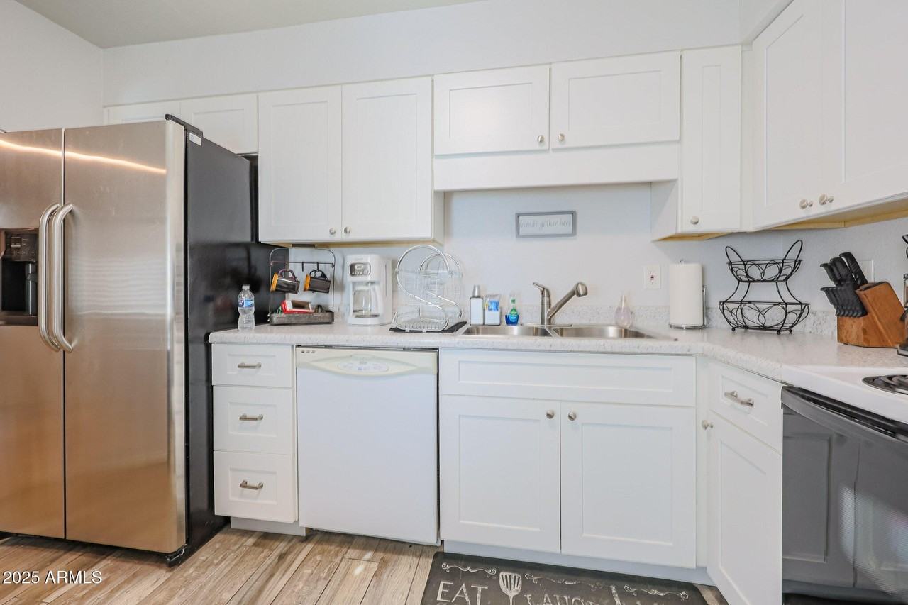 9465 N 92nd St #111 - Photo 6 of 28