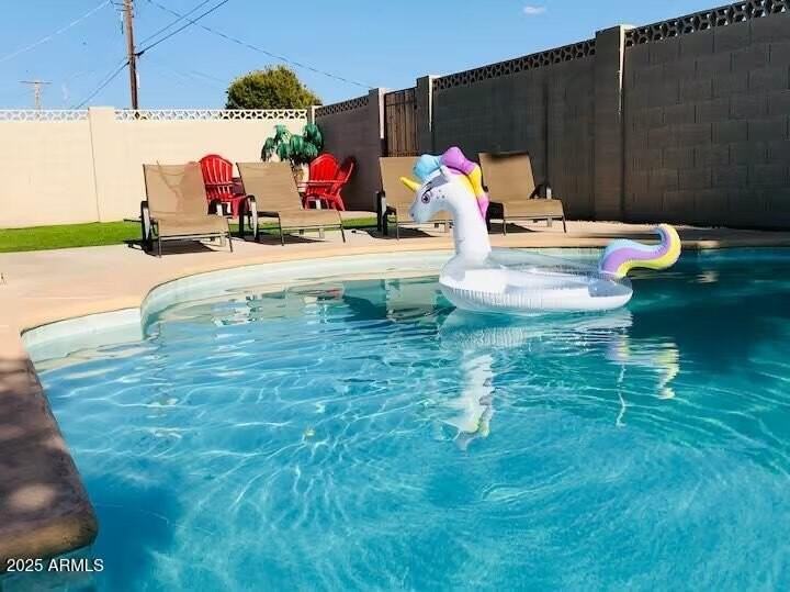 8447 East Sheridan Street - Photo 3 of 31