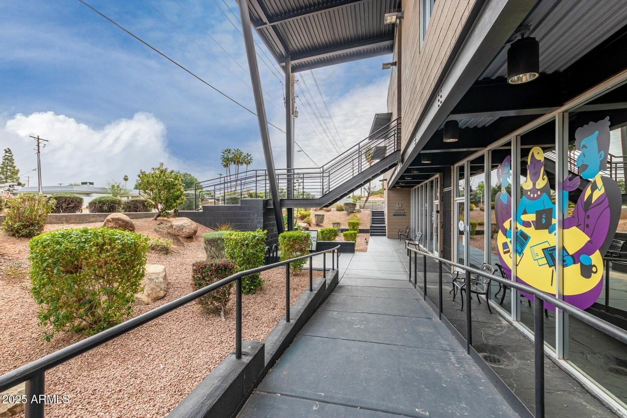 2402 S Rural Rd Unit 101/201 #101-201 - Photo 3 of 13